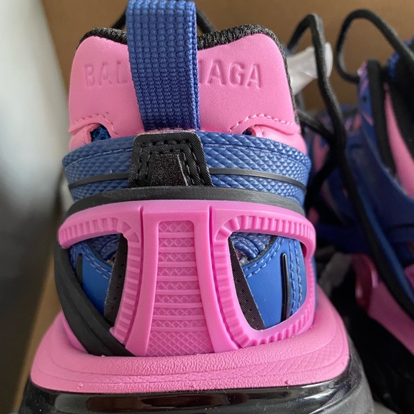 Balenciaga Track 2 Sneakers - Picture 6 of 9